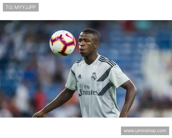 拉什福德与维尼修斯:边锋进化路径对比解析 拉什福德与维尼修斯:边锋进化路径对比解析