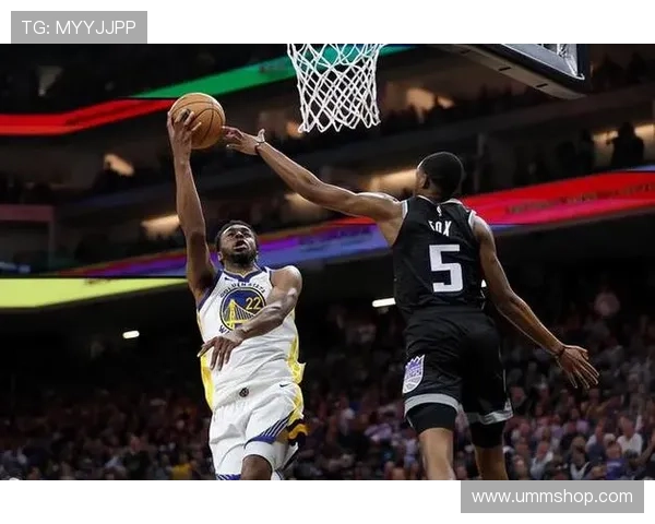 安德鲁·威金斯突破助攻效率提升 拉开球队关键时刻差距